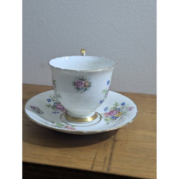 Delphine Bone China Floral Tea Cup & Saucer Set England Gold Trim Vintage - Picture 7 of 16